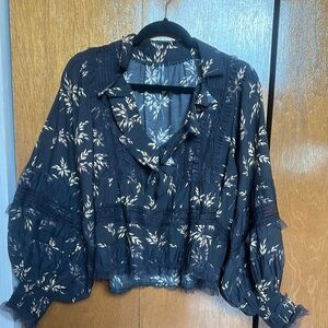 Anthropologie V Neck Ruffled Blouse Medium